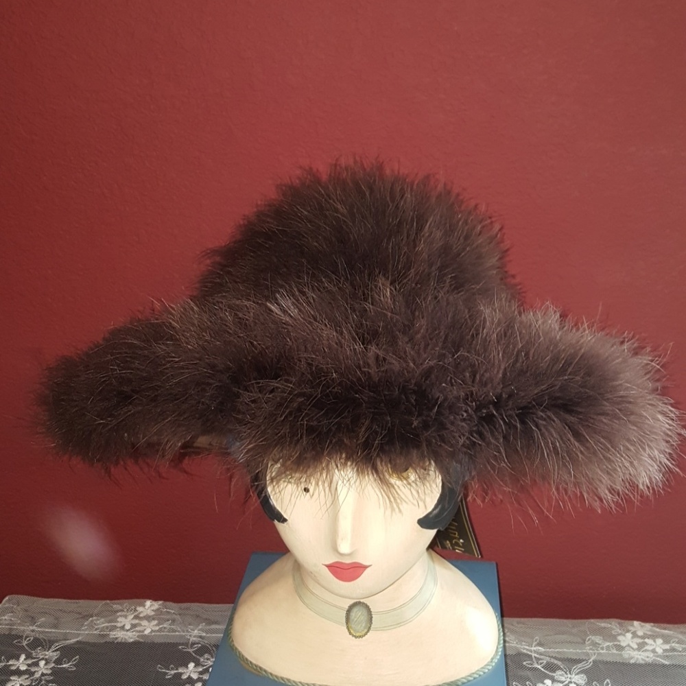 FANCY!!! Donna Vinci Couture Church Hat
